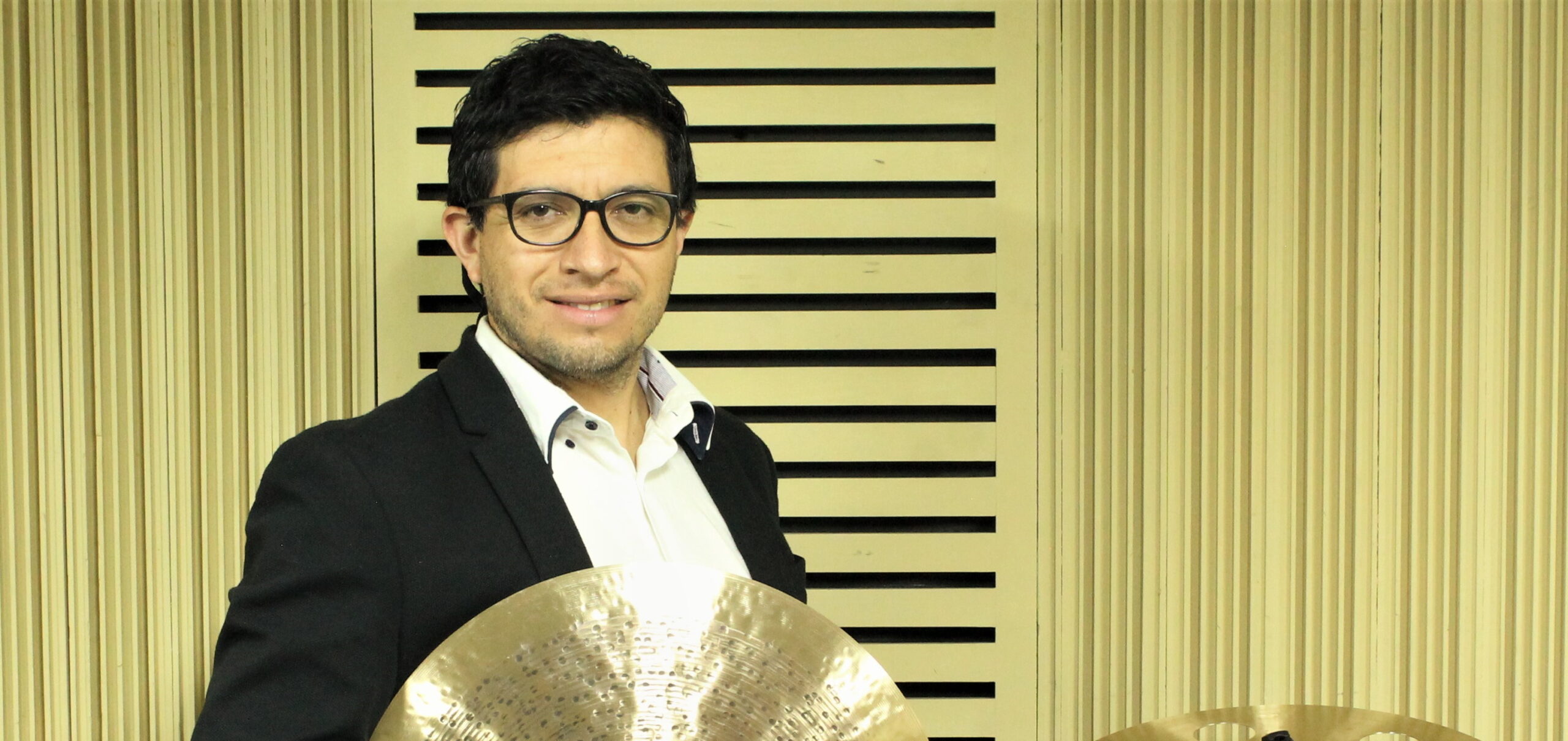 César Vilca Larrondo SABIAN Cymbals